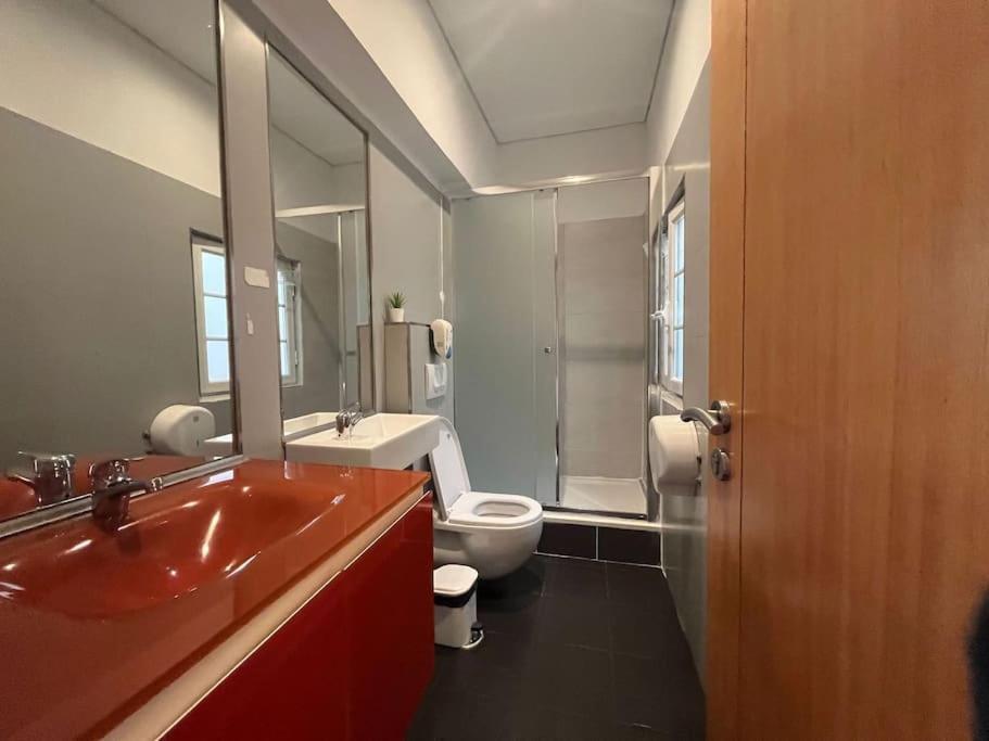 3 Bedroom, 2,5 Bathroom - Bairro Alto Residence Lisbon Luaran gambar
