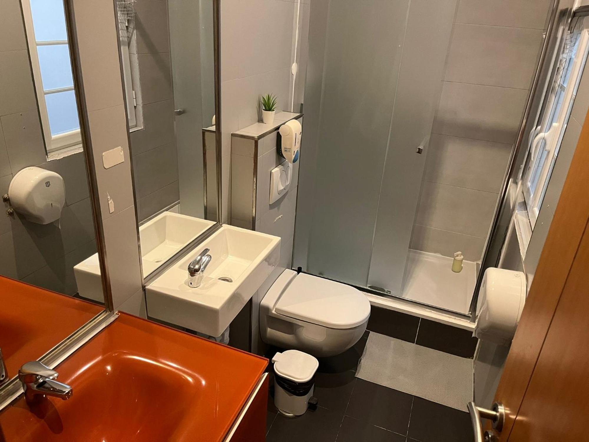 3 Bedroom, 2,5 Bathroom - Bairro Alto Residence Lisbon Luaran gambar